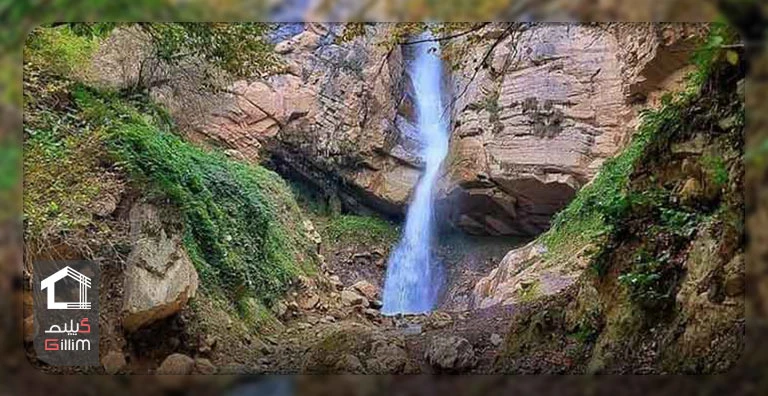 آبشار خرم بو در طبیعی بکر و دست نخورده
